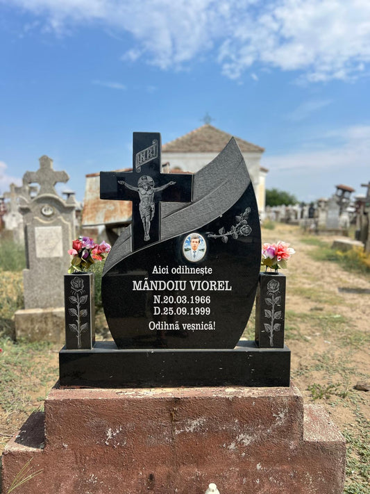 Cruce din Granit G/03