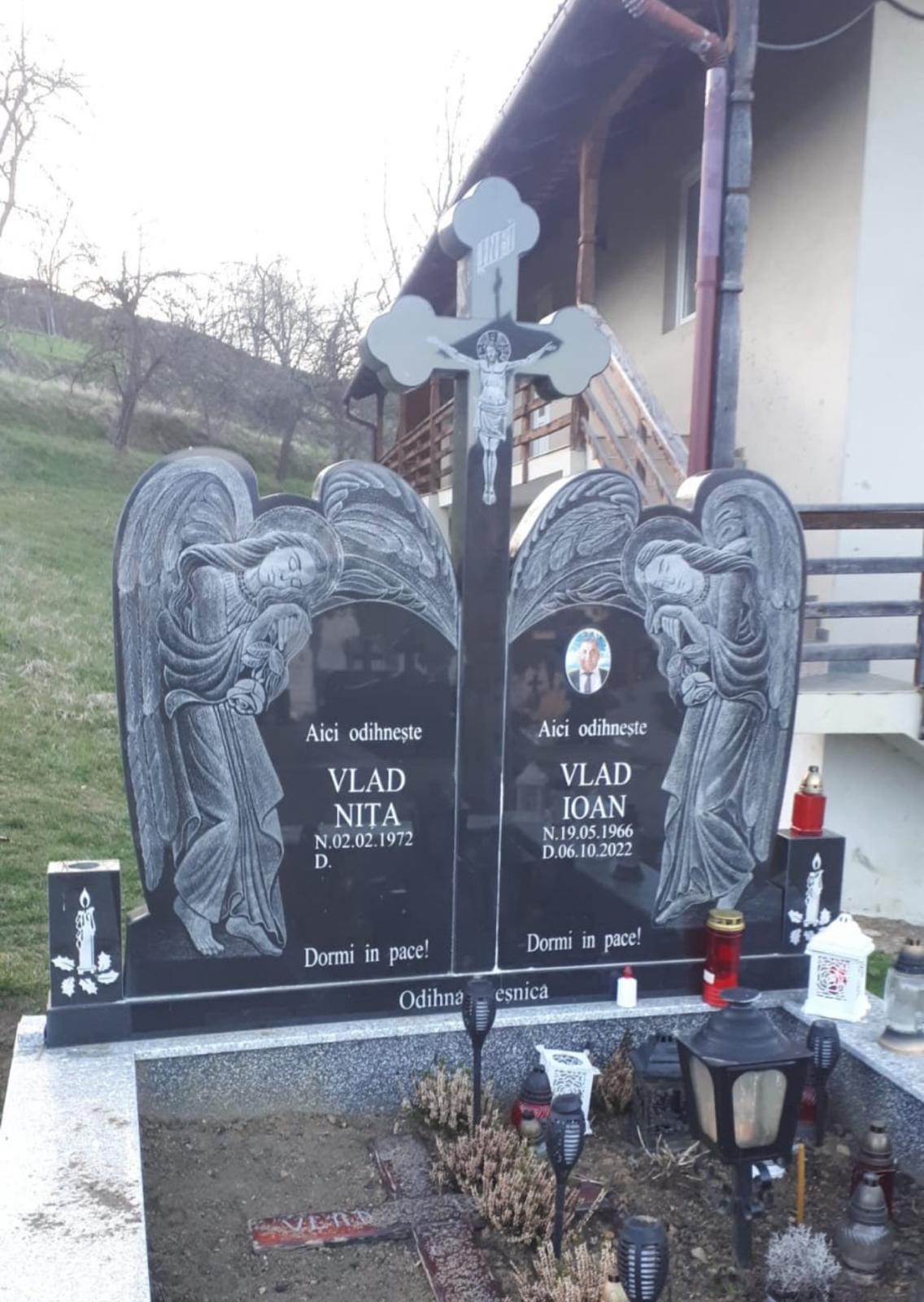 Cruce din Granit C11