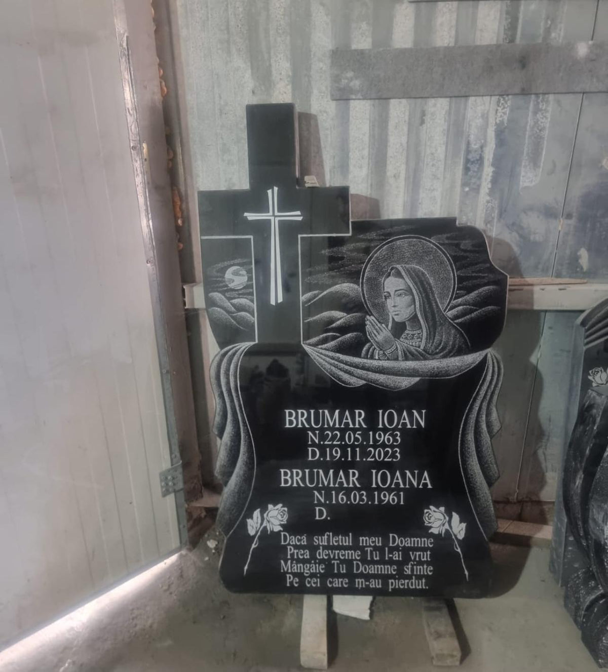 Cruce din Granit C6